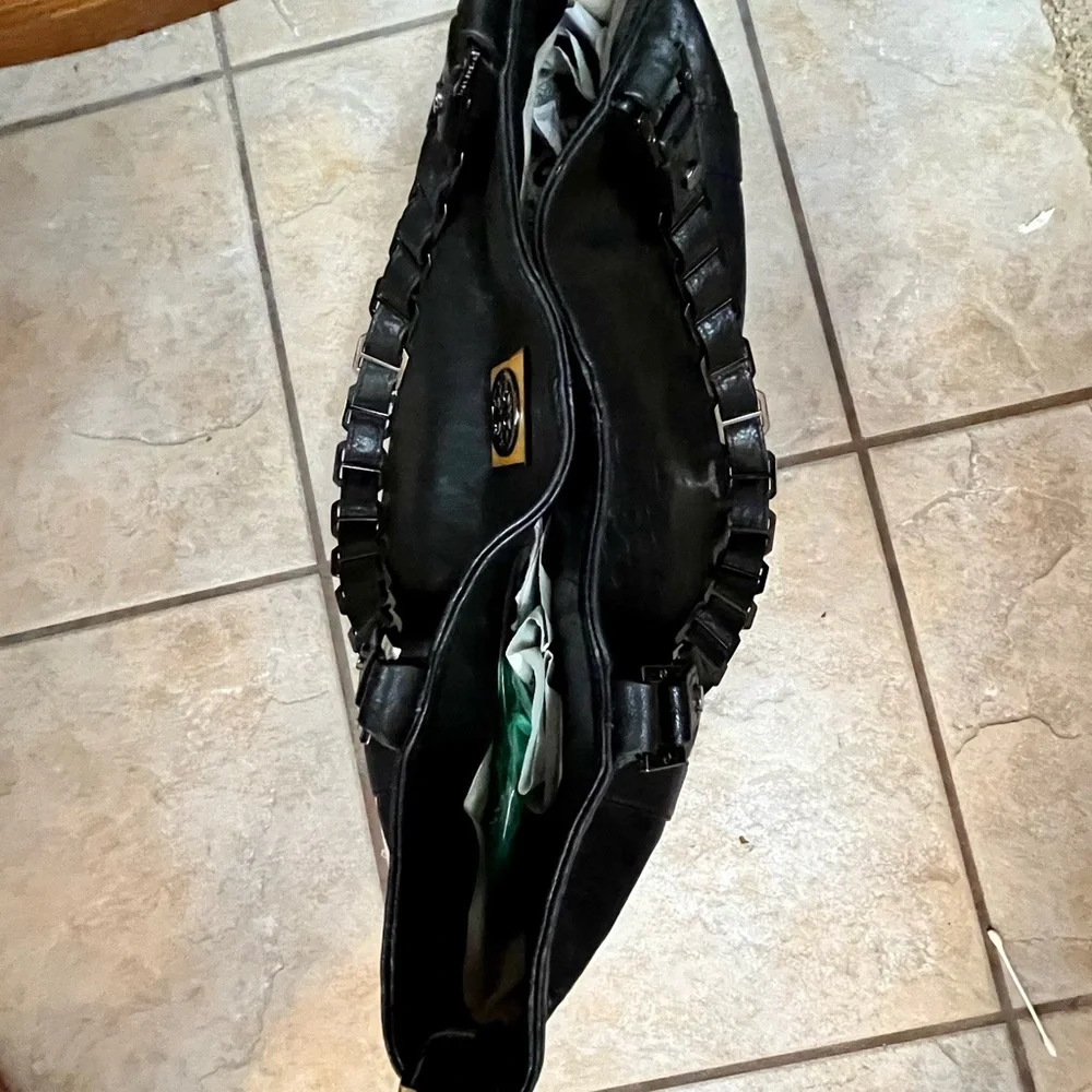 Authentic Tory Burch Tote - Picture 9 of 14